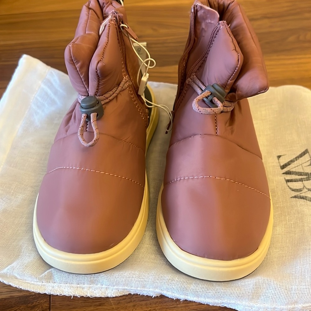 Girls winter shoes size 10.5 (27) from Zara